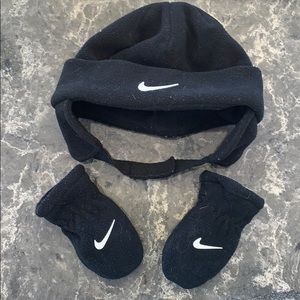 Nike hat & gloves